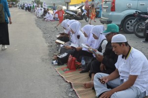 MURI memberikan penghargaan pembaca Surat YASIN terpanjang dan terbanyak se-Indonesia.