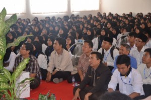 Kuliah ta'aruf Fakultas ITK dilaksanakan di gedung Pascasarjana lt. 3 IAIN Syekh Nurjati Cirebon.