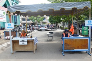 Sistem Tiketing dan Pola Satu Pintu keluar masuknya kendaraan roda dua dan empat di Lingkungan Kampus IAIN Syekh Nurjati Cirebon.