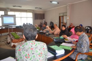 Peserta Seminar Proposal Penelitian BAgi Dosen IAIN Syekh Nurjati Cirebon 2016.