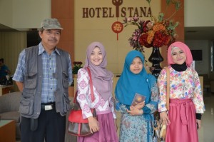 Mustofa, M. Ag mendampingi Duta IAIN Syekh Nurjati Cirebon cabang MTQ, MHQ dan Pop Islami dalam acara IPPBMM ke VI PTKIN se Jawa dan Madura Tahun 2016.