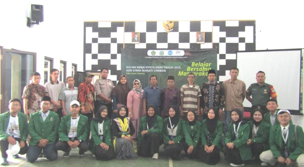 Belajar Bersama Masyarakat  di Desa Tenjo Layar Mahasiswa IAIN Syekh Nurjati Cirebon Gelar KKN Mandiri Inisiatif