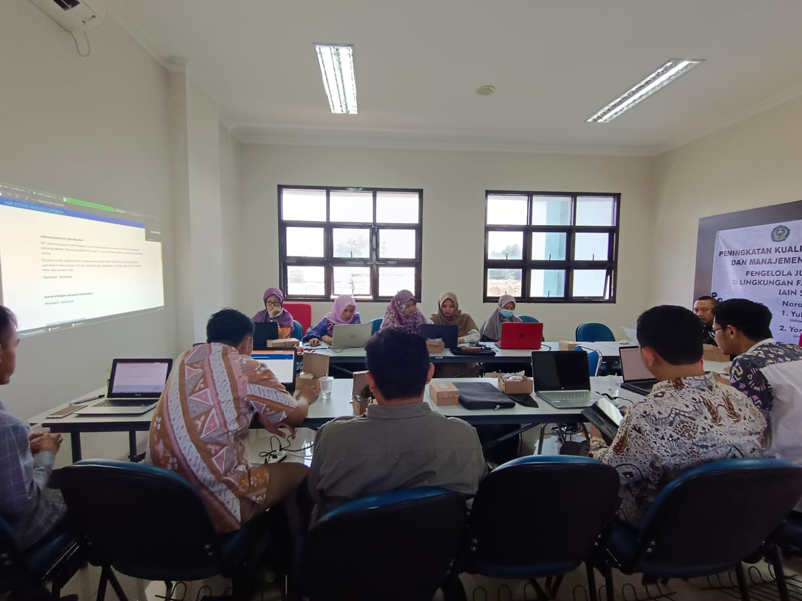 Workshop Manajemen Pengelolaan OJS (Open Journal System) - UIN Siber ...